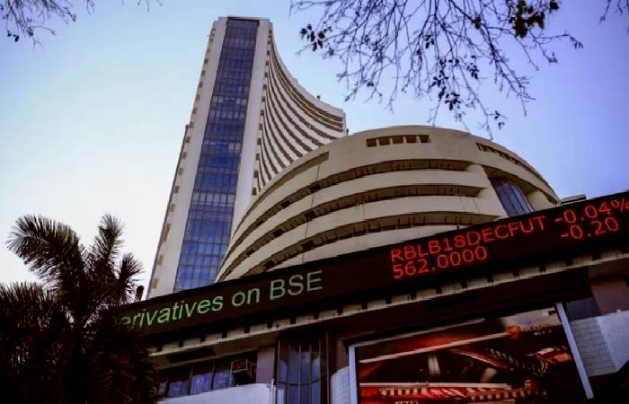 Stock Markets BSE index has crossed huge 72,000 mark
