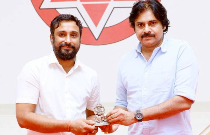 తన రాజకీయ సిద్ధాంతం పవన్ కళ్యాణ్ రాజకీయ సిద్ధాంతాలకు అనుగుణంగానే ఉందని అంబటి రాయుడు చెప్పారు