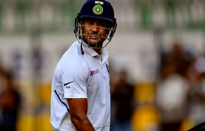 Mayank Agarwal complains about probable food poisoning mid flight