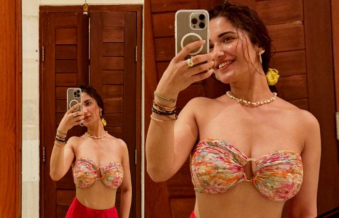 Ruhani Sharma posts a eyes turning mirror selfie