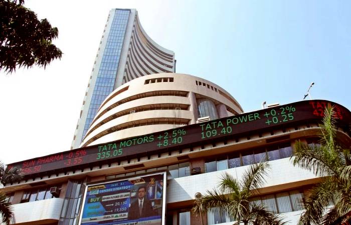 Stock Markets on 21st Feb registered losses