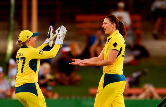 Tahila McGrath wins Player of the Match for Aus Women