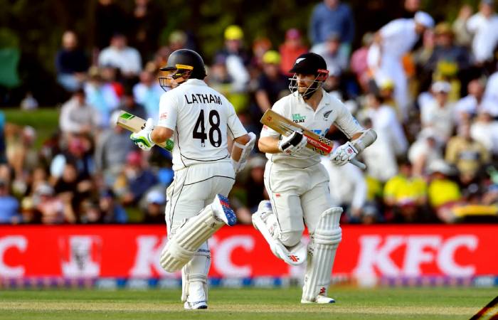Kane Williamson and Tom Latham come good for New Zealand in the second innings against Australia
