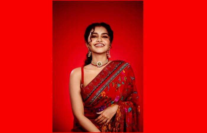 Anupama Parameswaran shines in red saree