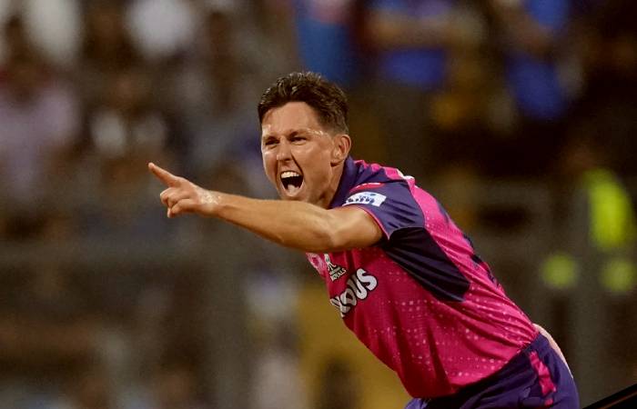 Trent Boult has set up the match for RR with three big wickets in the powerplay