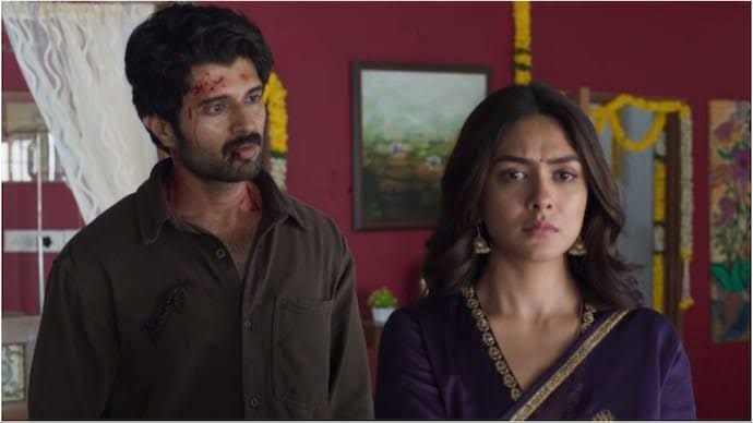 An emotional scene between Vijay Deverakonda and Mrunal Thakur