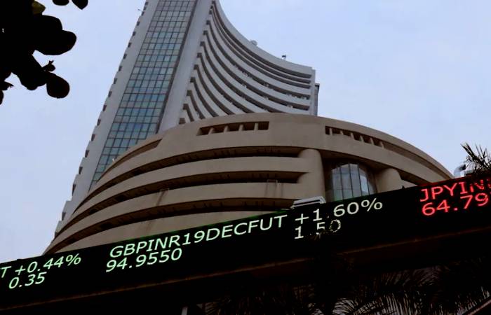Stock Markets BSE lose slightly