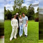 Mahesh Babu shares a delightful pic of his family