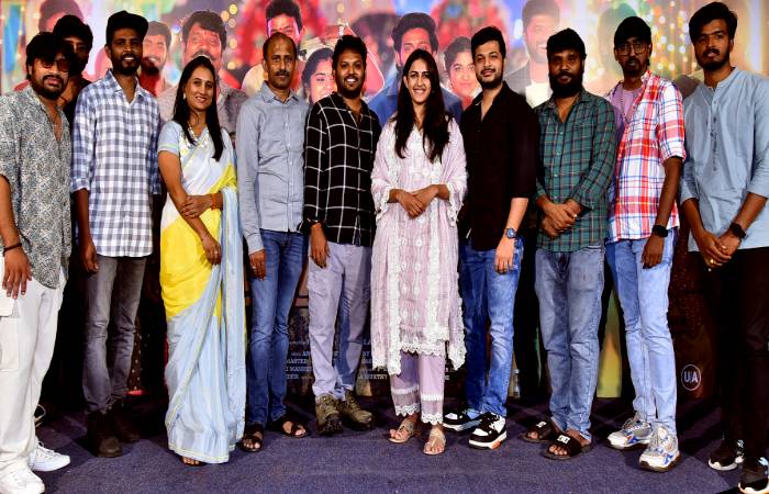 Niharika Konidela with Committee Kurrollu team at success meet