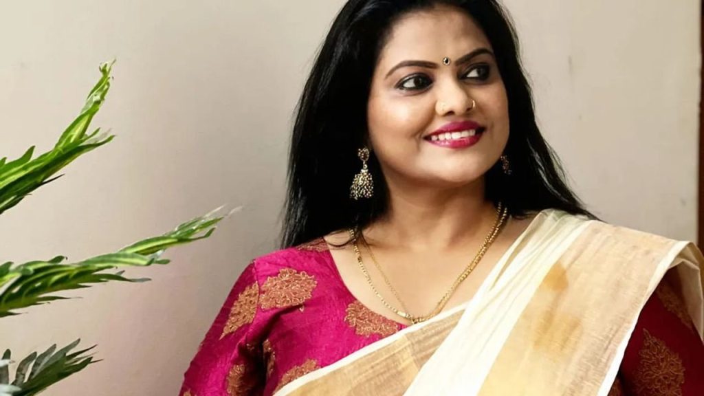 Minu Muneer