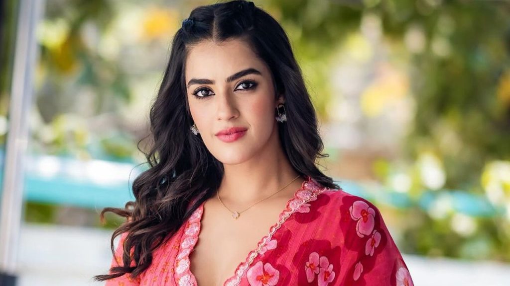 Kavya Thapar
