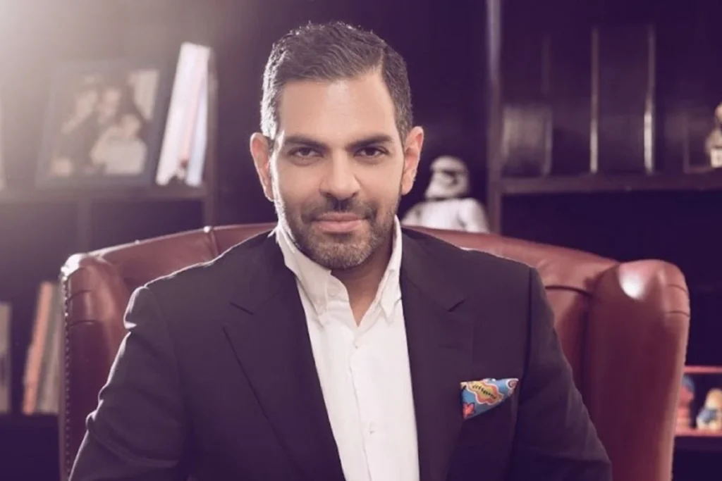 Karishma Kapoor ex-husband, Sunjay Kapur dies of heart attack