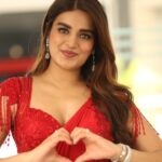 Nidhhi Agerwal calls Pawan Kalyan ‘humble and inspiring’