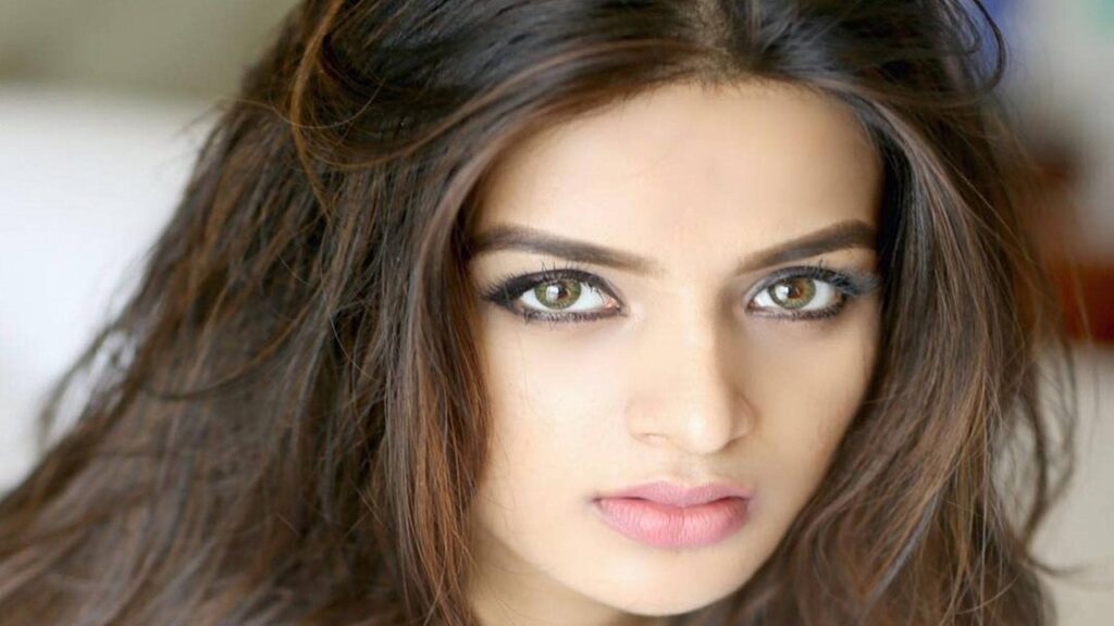 Nidhhi Agerwal tears
