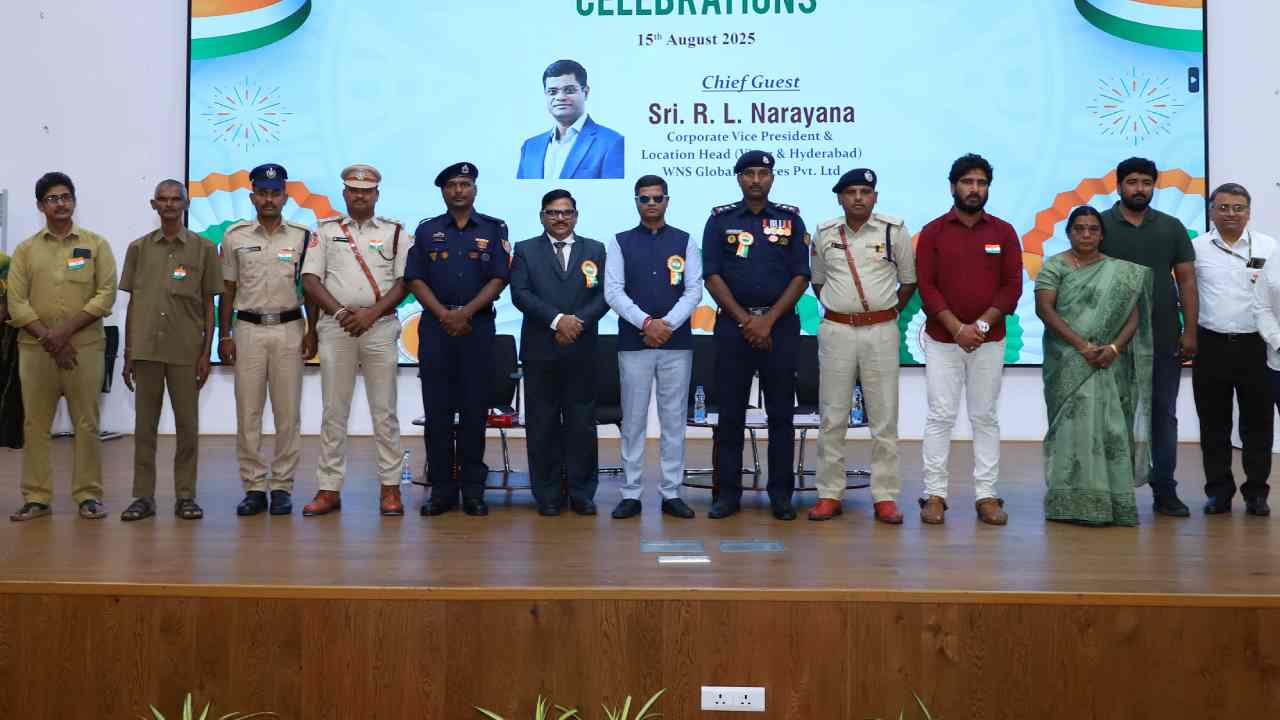 VIT-AP University Felicitates 9 Unsung Heroes and Celebrates 79th Independence Day