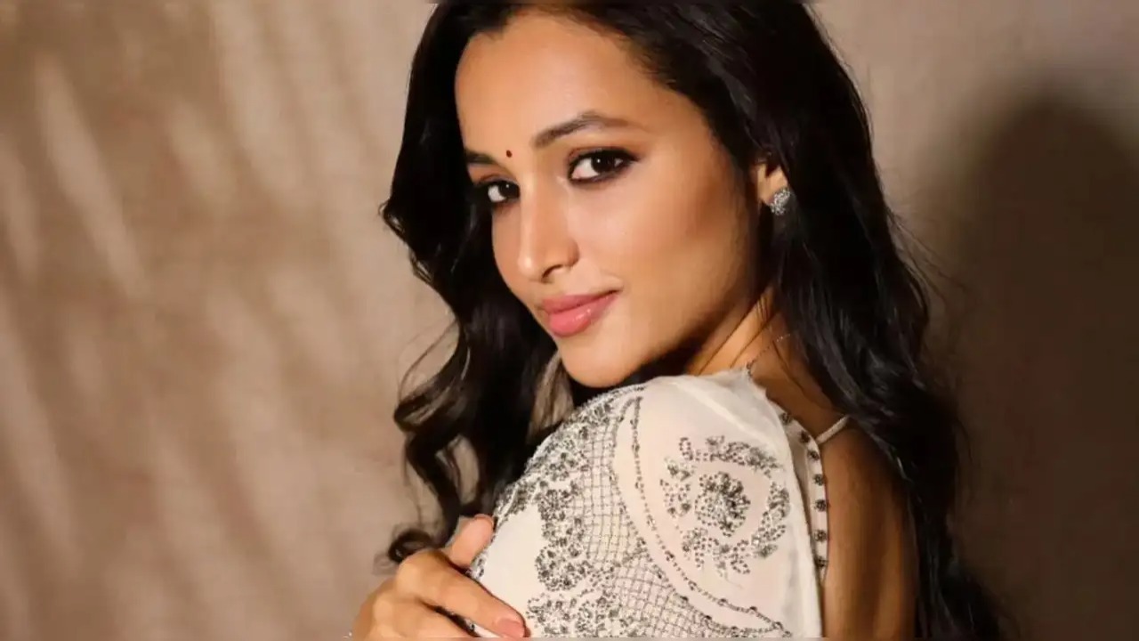Srinidhi Shetty likely to pair with Venkatesh