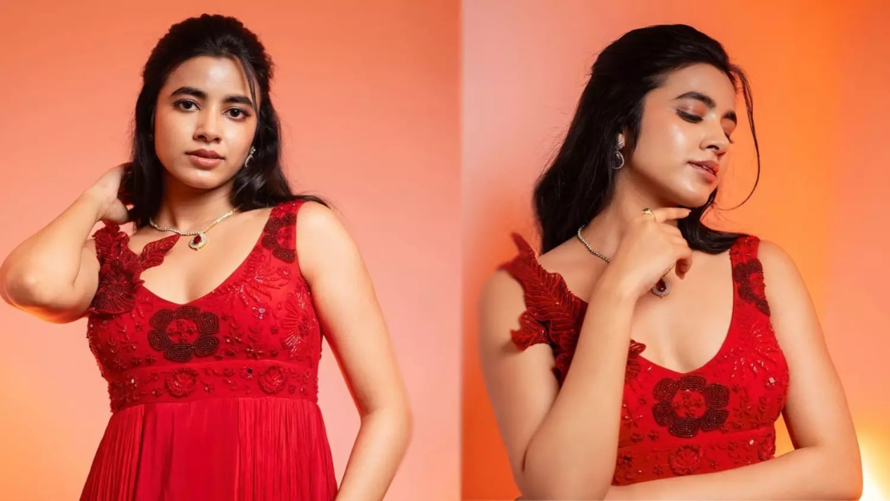 Shivani Nagaram dazzles in red, wins hearts online