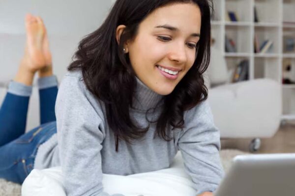 5 Daily Habits That Damage Eye Health Without Realizing