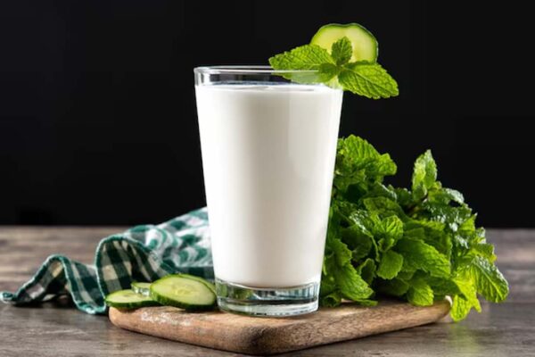 5 Types Of People Should Avoid Buttermilk This Summer