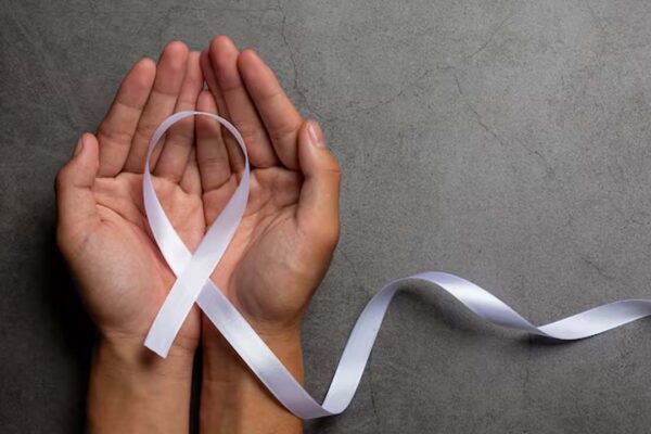 Oncologists Warn About These 5 Signs Of Cancer Most Commonly