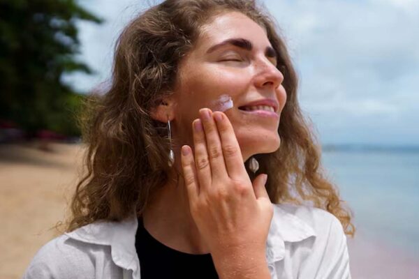 Summer Skincare: Tips To Stop Freckles, Tan Lines Before They Start