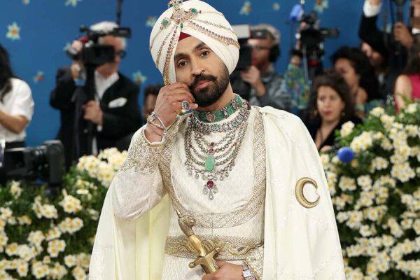 Diljit Dosanjh Talks Death At Concert; Fans Asking Questions